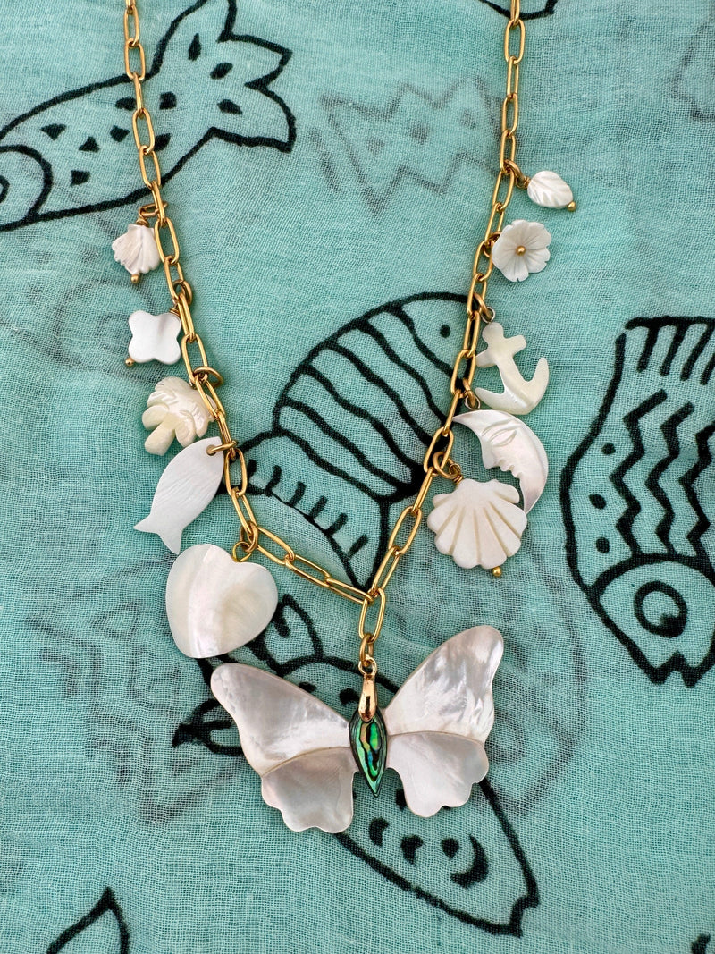 Bougainvillea Café Buzios Necklace