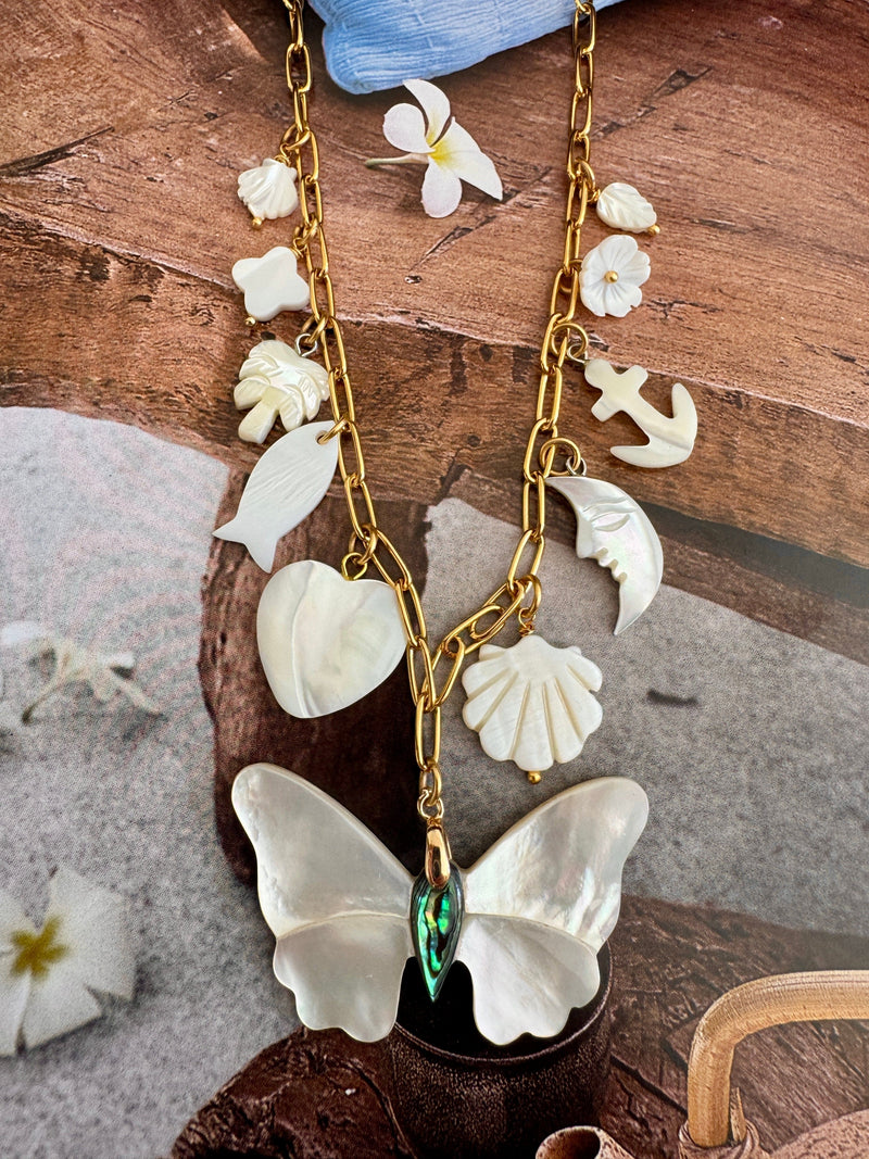 Bougainvillea Café Buzios Necklace