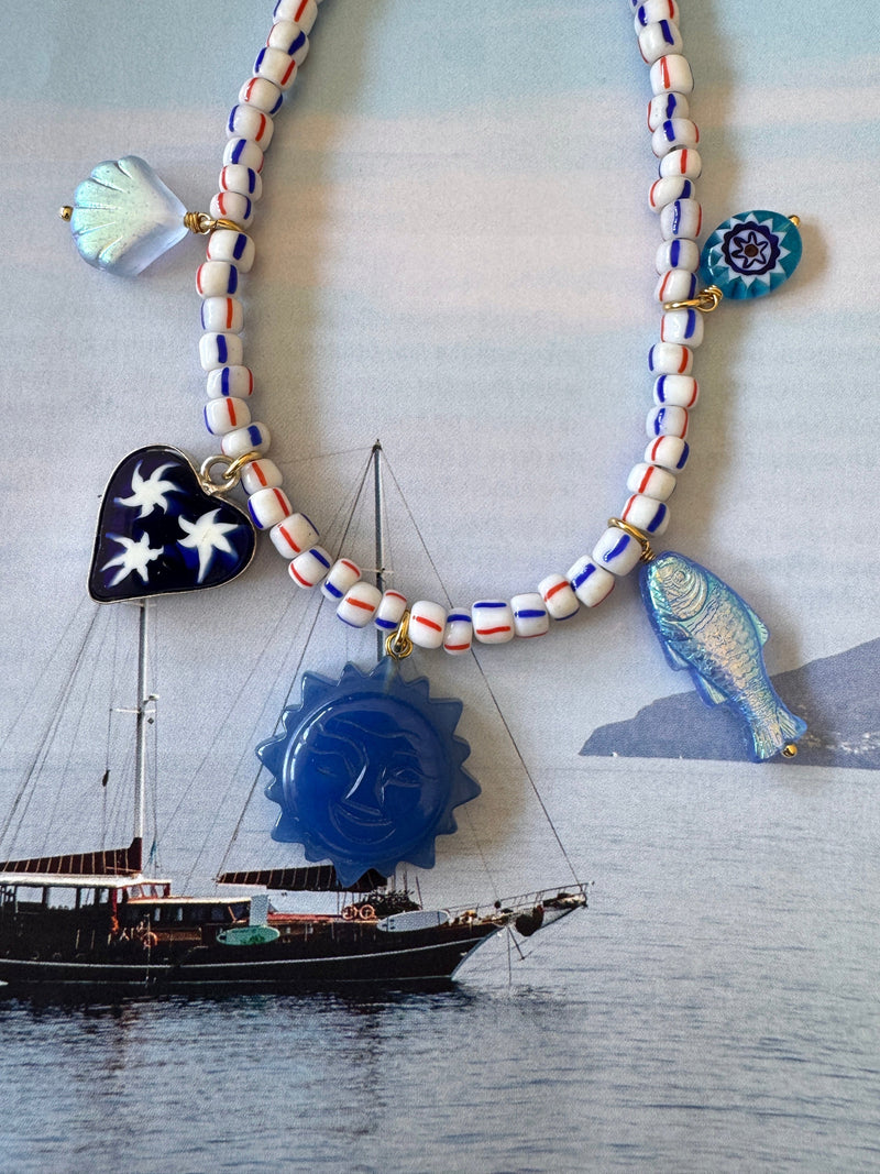 Bougainvillea Café Ricordi Felici Necklace