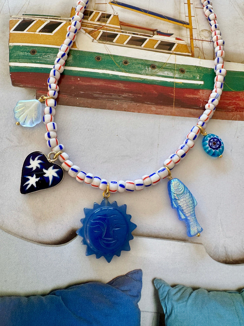 Bougainvillea Café Ricordi Felici Necklace