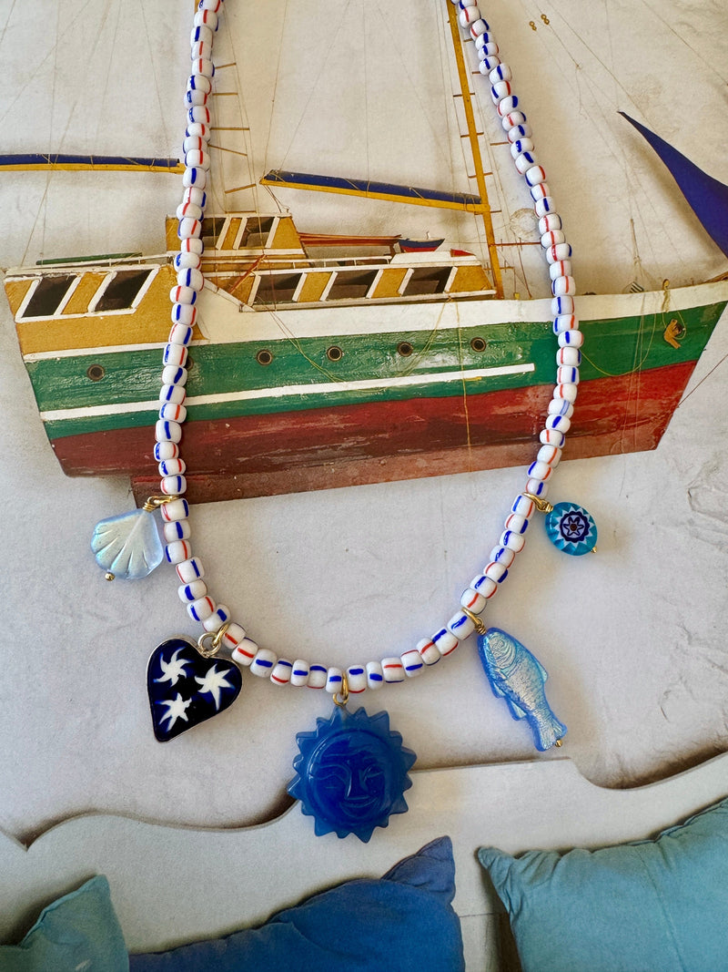 Bougainvillea Café Ricordi Felici Necklace