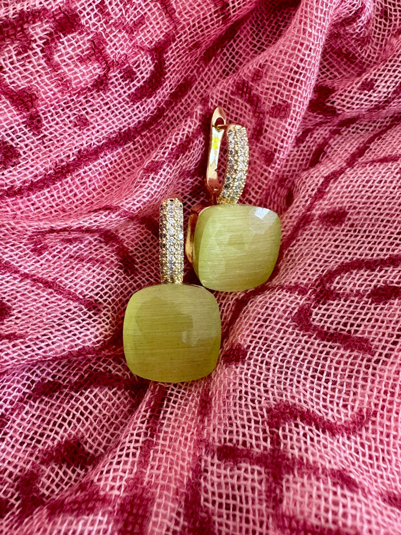 Bougainvillea Café Riviera Earrings in Lime