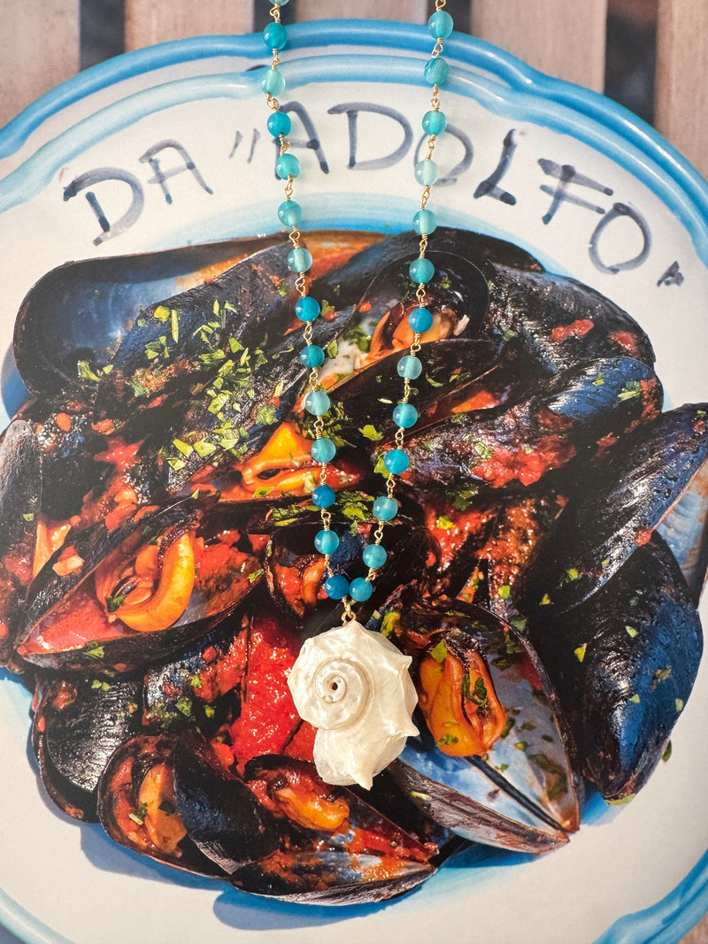 Bougainvillea Café She Sells Seashells