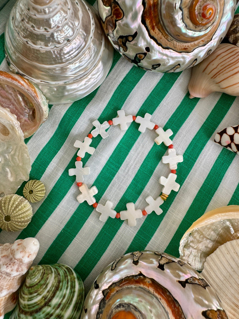 Bougainvillea Café St Jean Bracelet in Coral