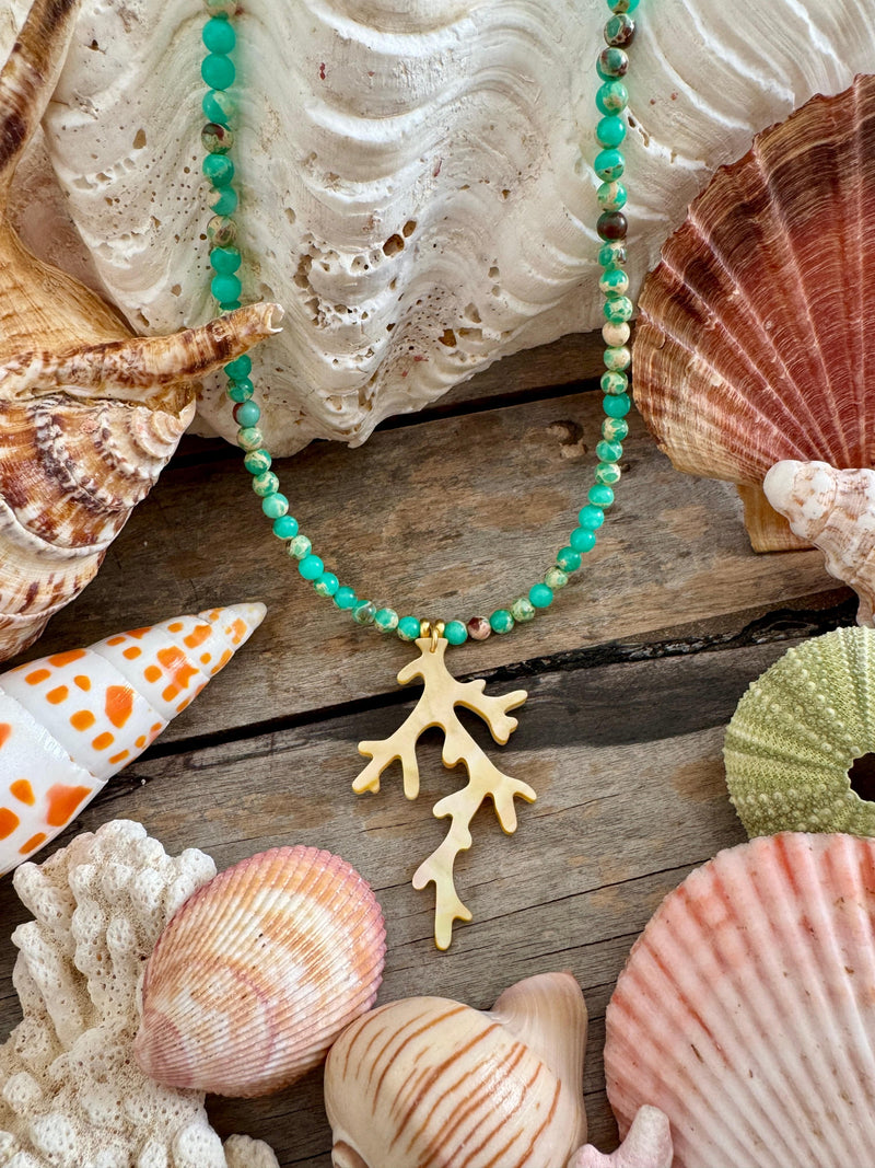 Bougainvillea Café Tirreno Necklace