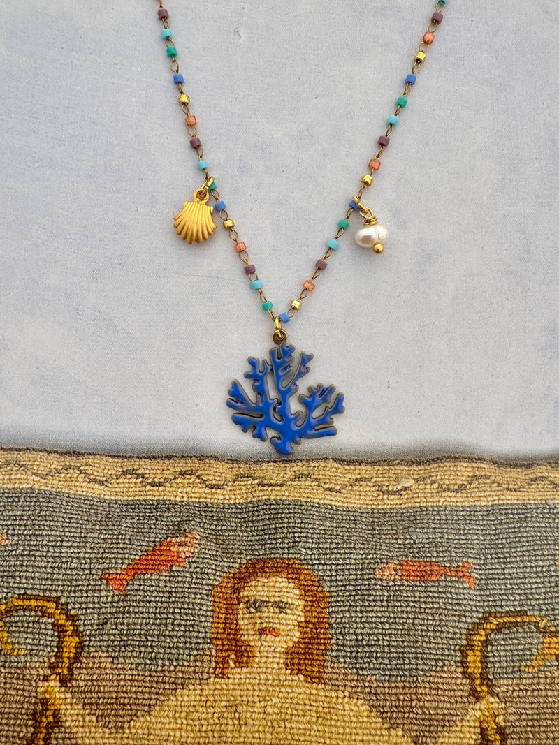 Bougainvillea Café Vento Necklace in Blue