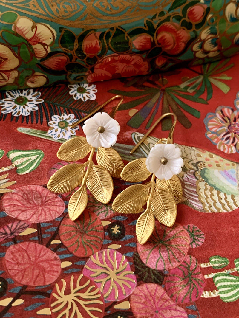 Bougainvillea Café Flora Earrings