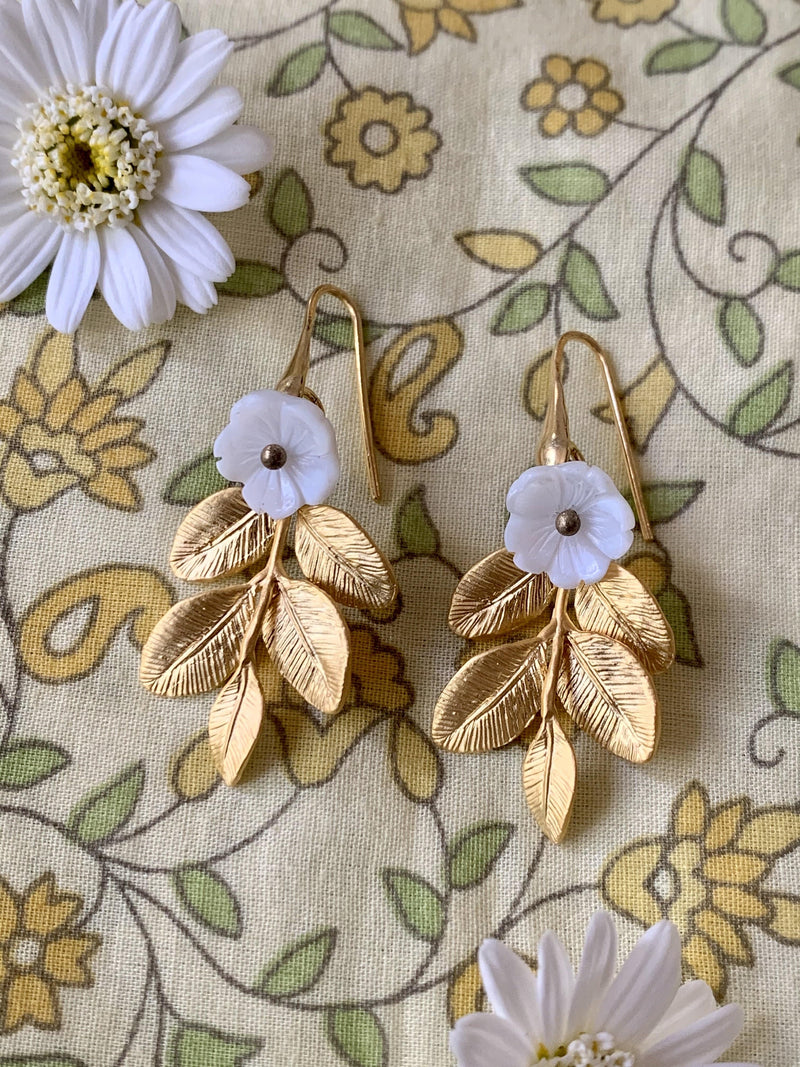 Bougainvillea Café Flora Earrings